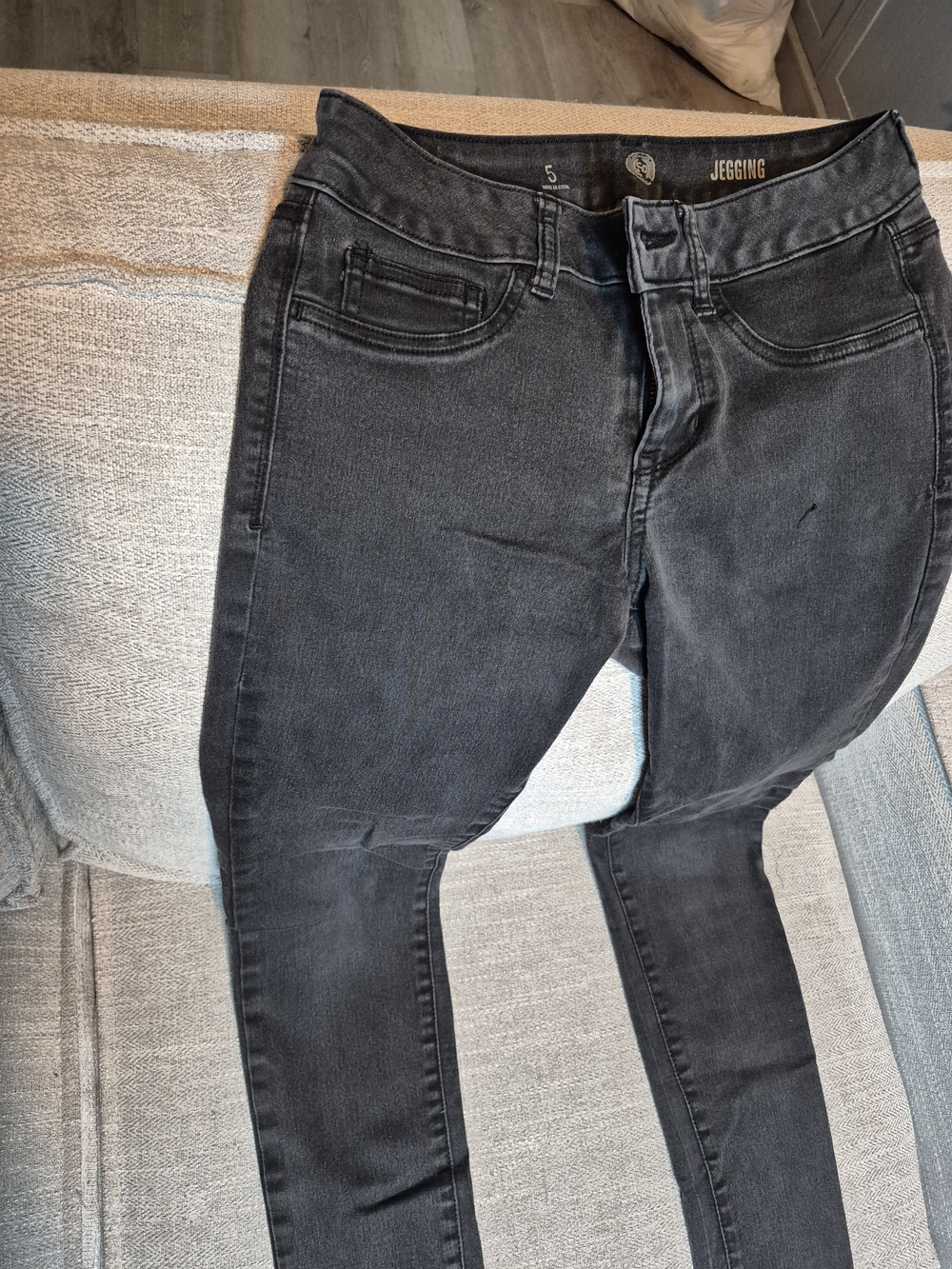 Girls’ Black Jegging Jeans – SiAuthentic American Heritage Black Skinny Jeggings